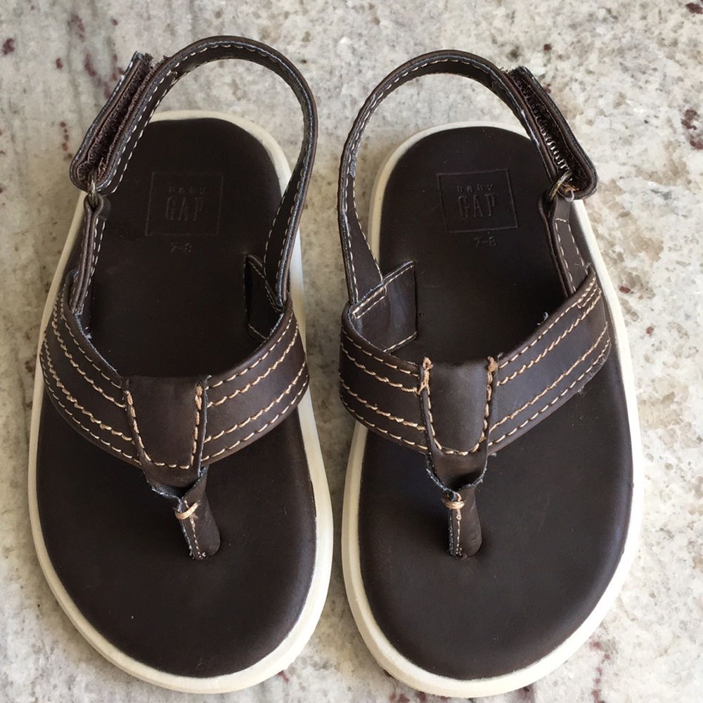 Boys Toddler Gap Sandals size 7/8